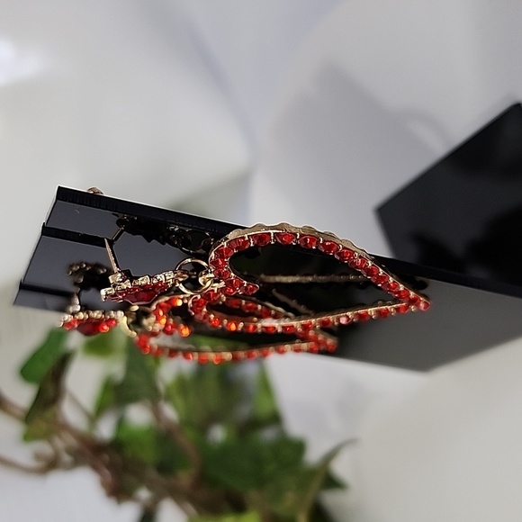 Gold with Red Crystal Stones Heart Post Earrings New - Picture 7 of 7